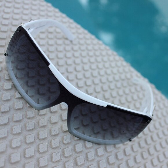 Montana West Sunglasses in White w/Silver Duo Guns Concho Accents - Picture 13 of 15